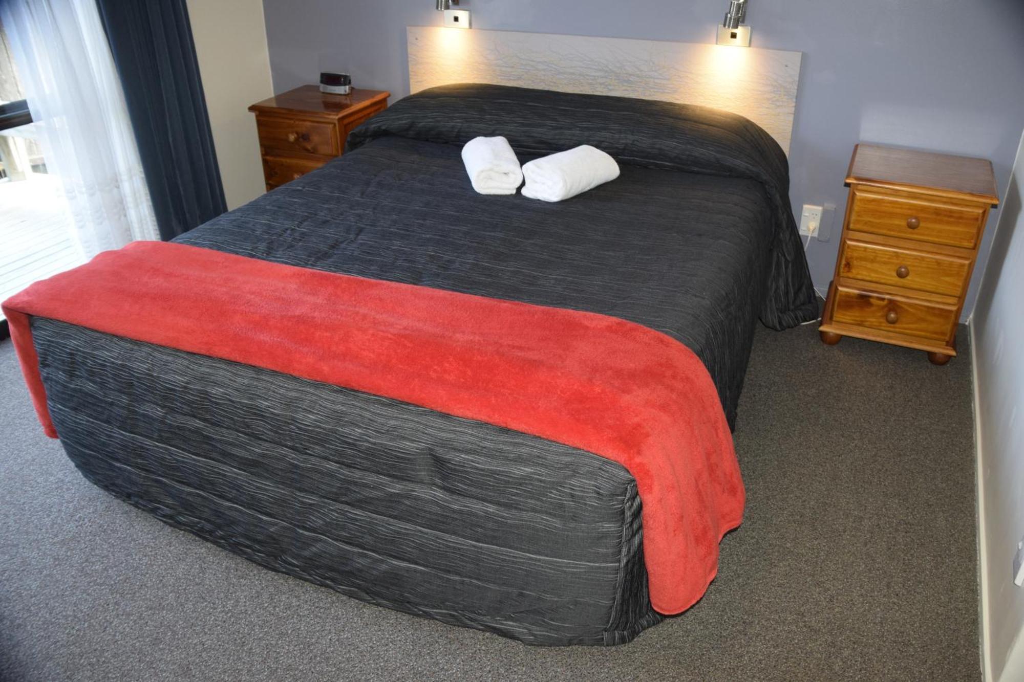 Judges Pool Motel Turangi Room photo